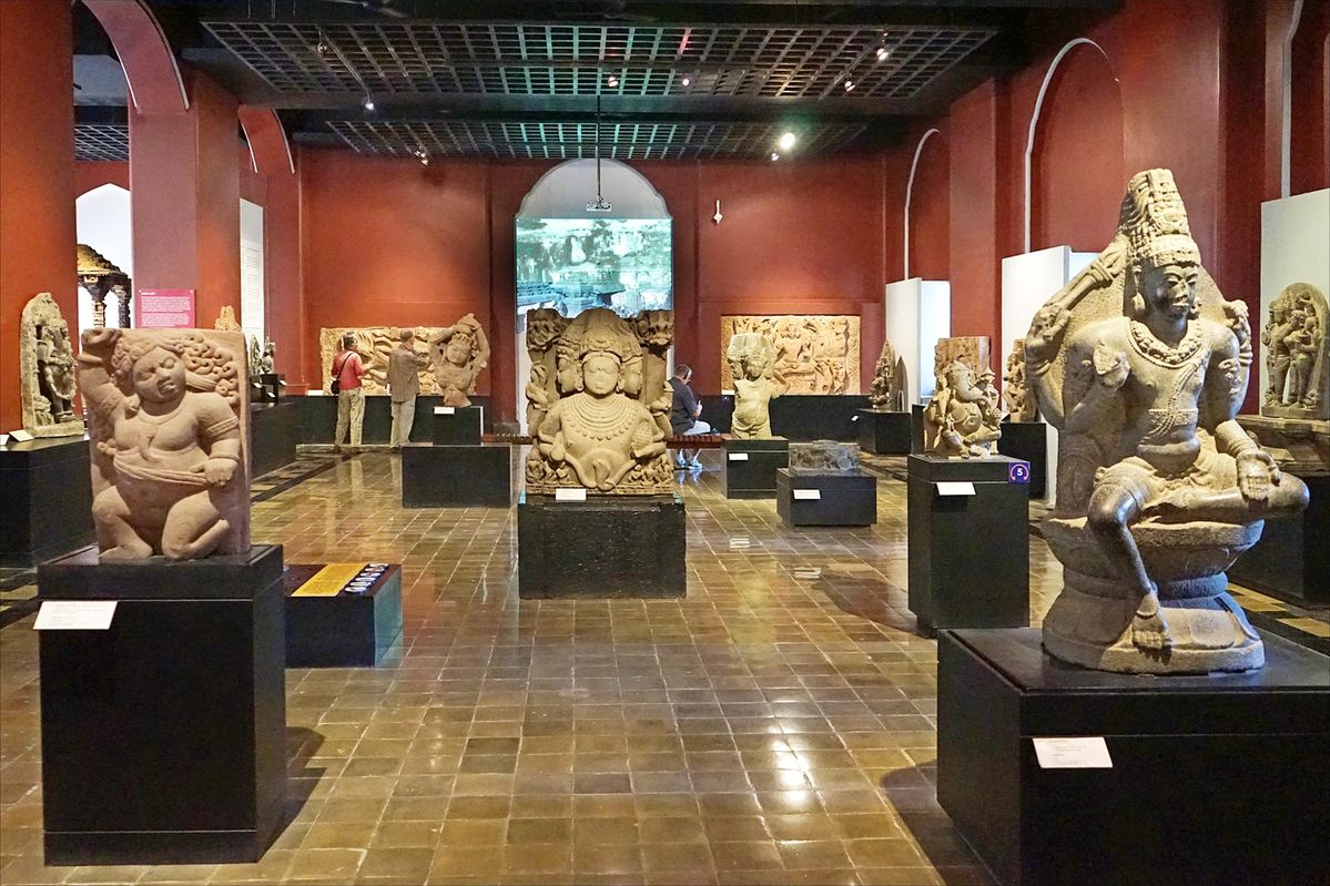 Museum artifacts from ancient India